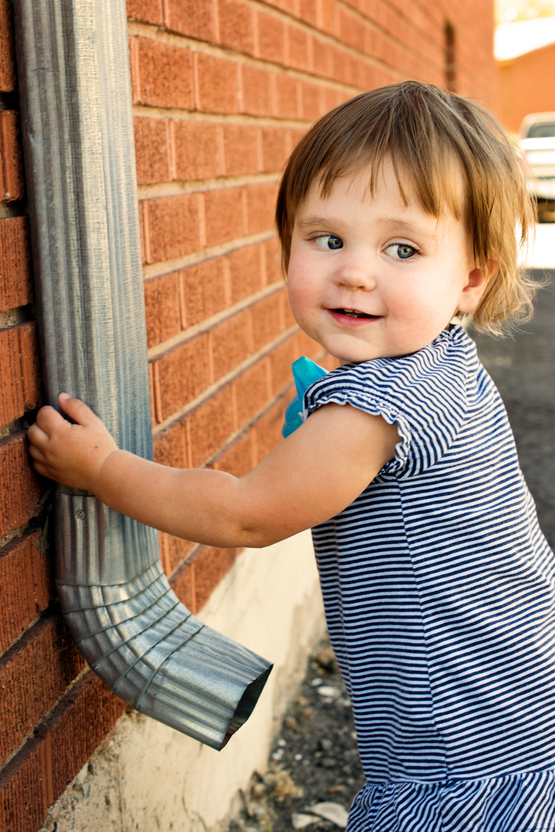 Hey, there's this cool thing over here!