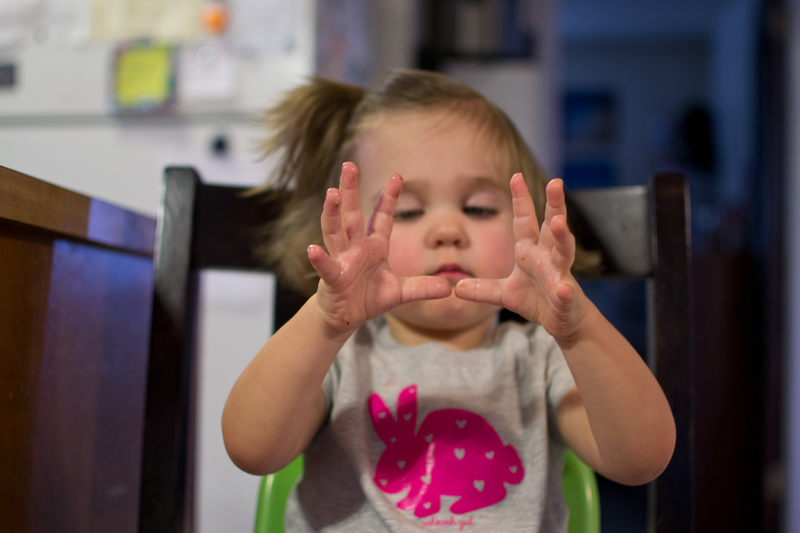 Woah, I can make my thumbs touch!