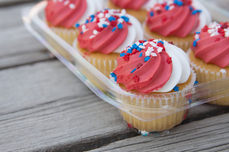 Fourth of July "Cupcake Smash"