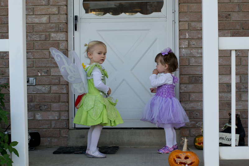 Alayna shows Em how it's done