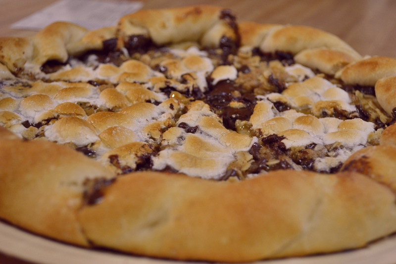 Dessert - S'mores Pizza