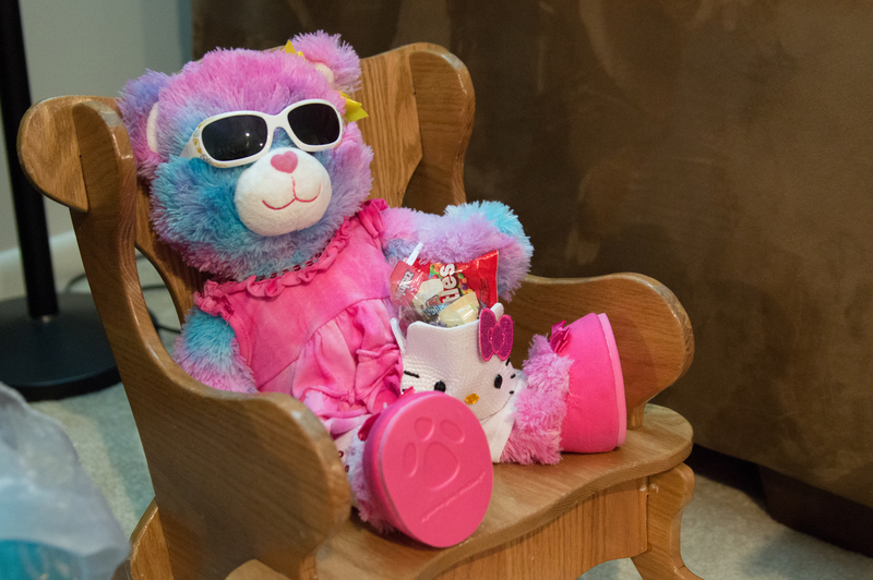 Even Pinkie got a bag full of treats.