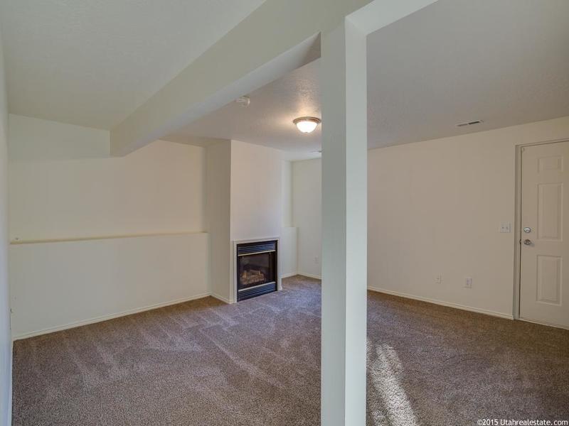 Listing picture - Basement